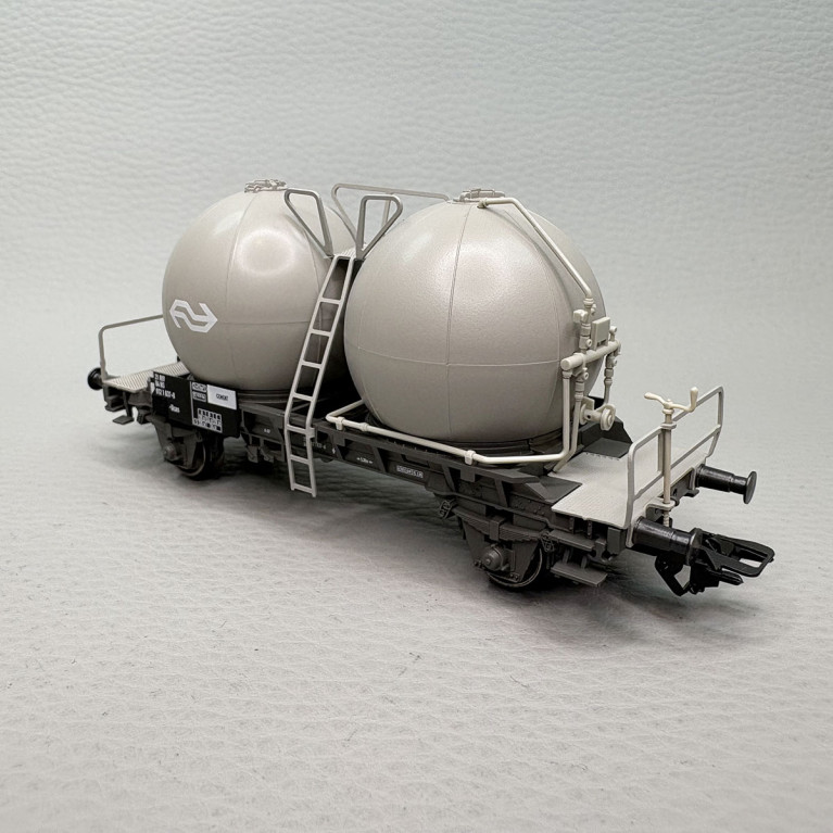 3 wagons silos à cuves sphériques, type Uces et Ucs-y, transport de ciment, NS - MARKLIN 46632