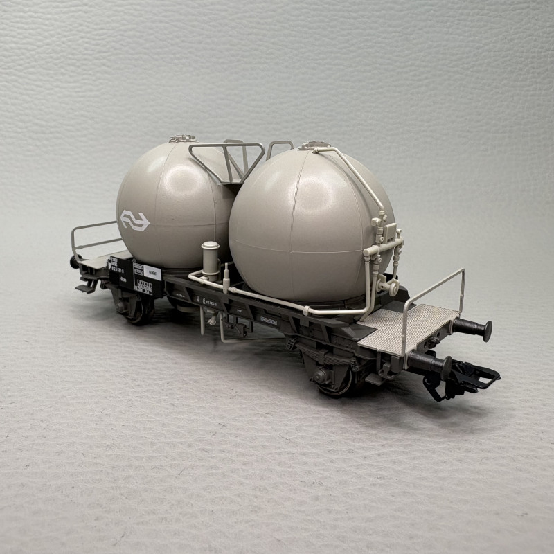 3 wagons silos à cuves sphériques, type Uces et Ucs-y, transport de ciment, NS - MARKLIN 46632
