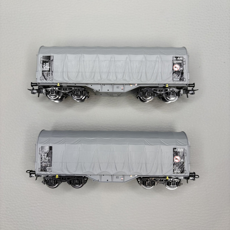 2 wagons à bâche coulissante, type Shimmns, "AAE", CD - ROCO 6600144