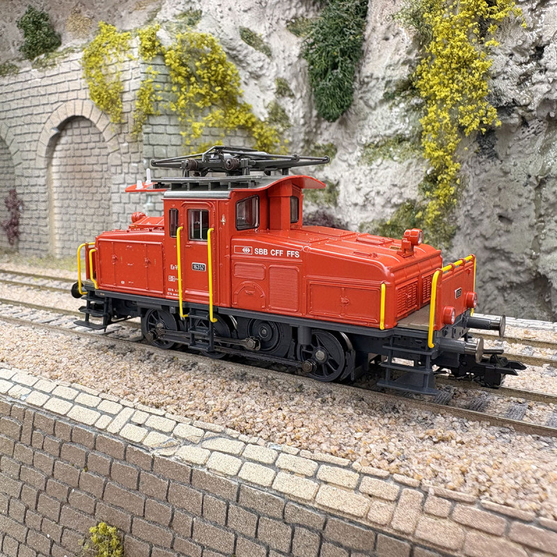 Locomotive de manœuvres électrique Ee 3/3 N°16352, SBB CFF FFS, Ep. V, digital son - TRIX 25330 - HO 1/87