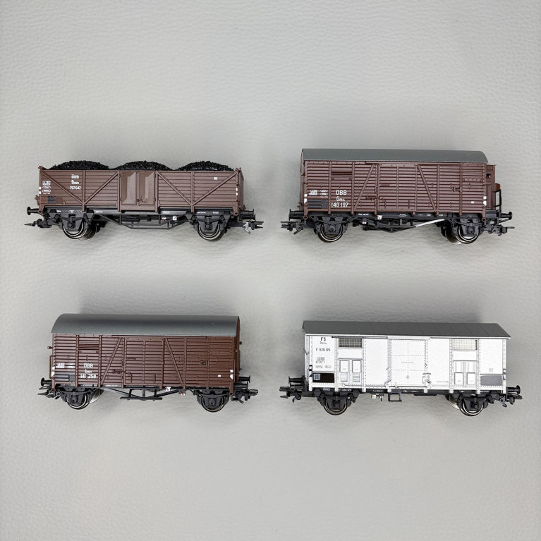 Convoi de 4 wagons 2 essieux, ÖBB / FS - MARKLIN 46564