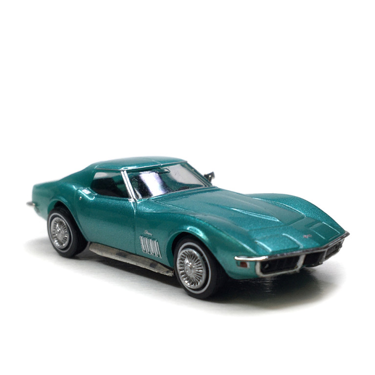 Chevrolet Corvette C3, coupé, vert métal, 1967 - BREKINA 19989 - HO 1/87