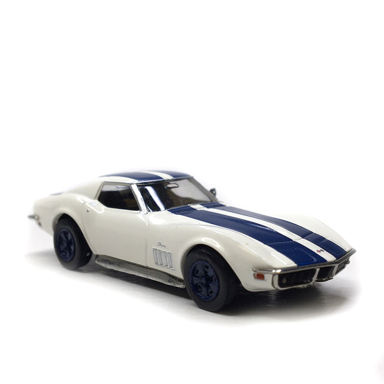 Chevrolet Corvette C3, coupé, blanc/bleu, 1968 - BREKINA 19991 - HO 1/87