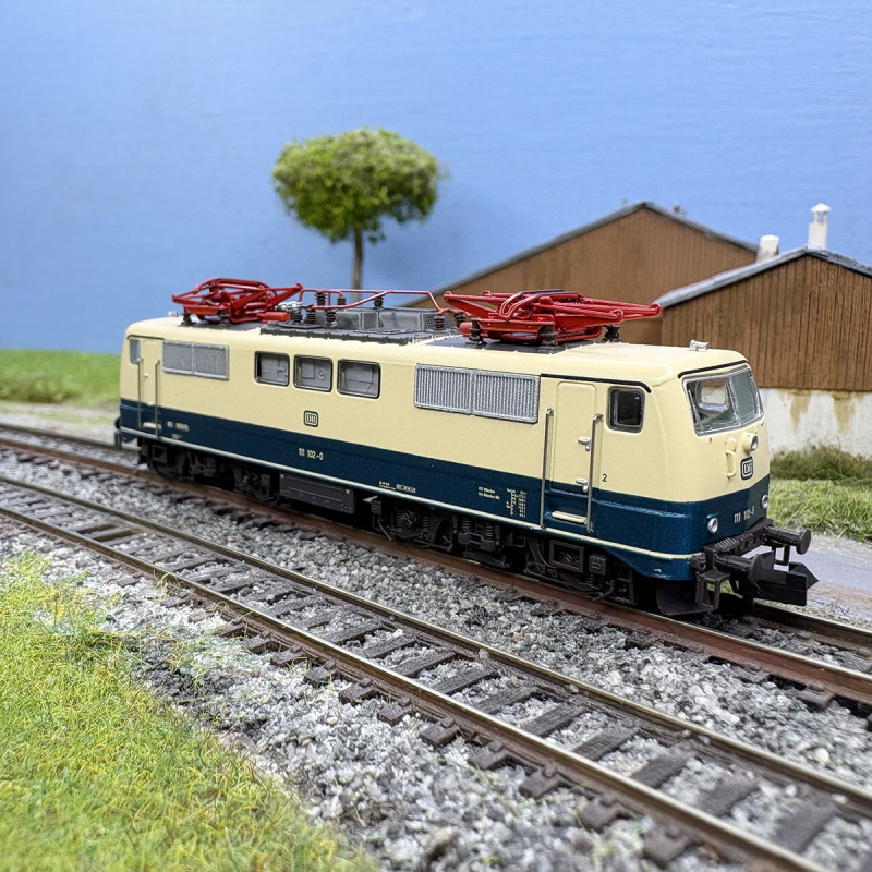 Locomotive électrique BR 111 102-0, DB AG, Ep. IV, digital son - MINITRIX 16721 - N 1/160