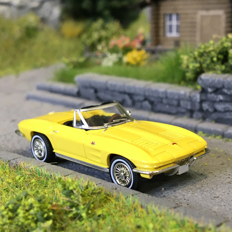 Chevrolet Corvette C2, cabriolet, jaune, 1963 - BREKINA 18030 - HO 1/87
