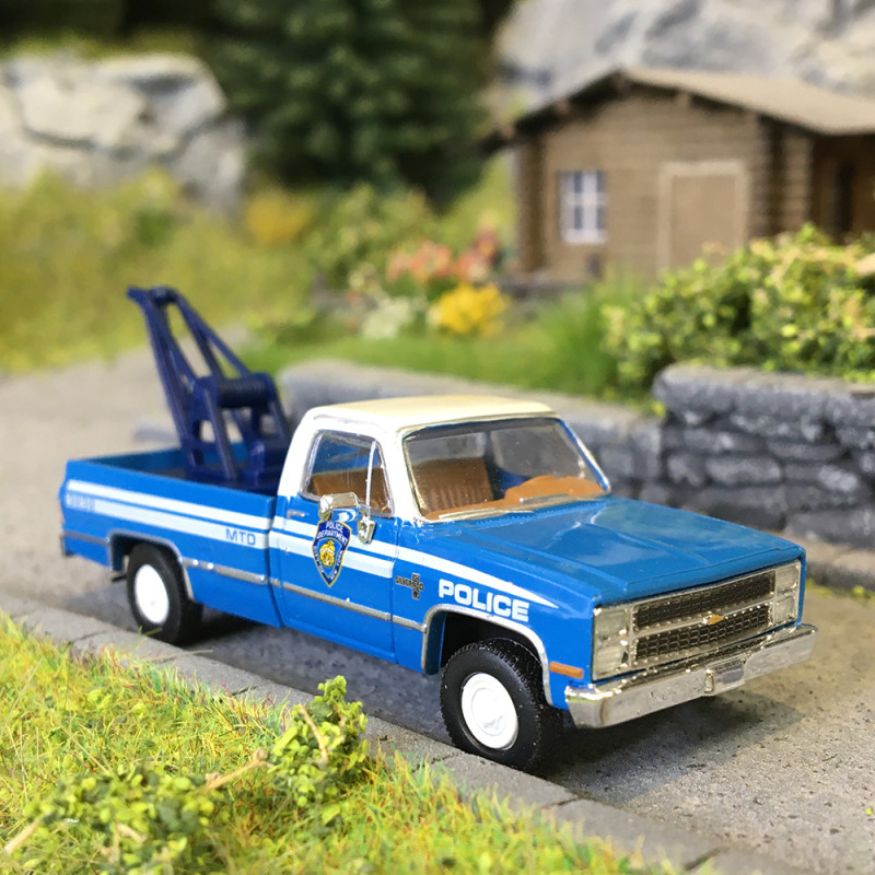 Chevrolet C10, dépanneuse, NYPD, 1981 - BREKINA 19672 - HO 1/87