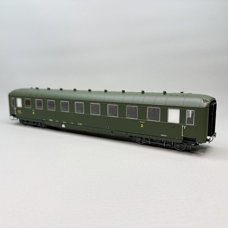 Voiture voyageurs type B10 myfi, 2CL, "ex type 39 allemande", SNCF - BRAWA 51125