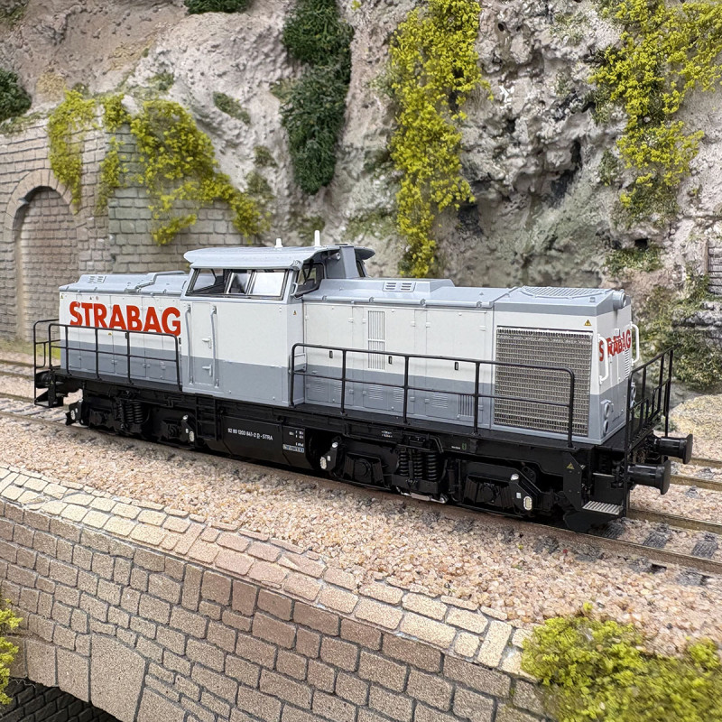 Locomotive diesel BR 203 841-2, "ex BR 215", STRABAG, Ep. VI - BRAWA 41704 - HO 1/87