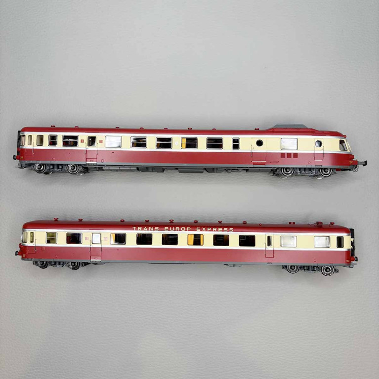 REE MB-258SAC - Automotrice RGP1, X 2779 + XR 7779, TEE, Lyon-Vaise, SNCF