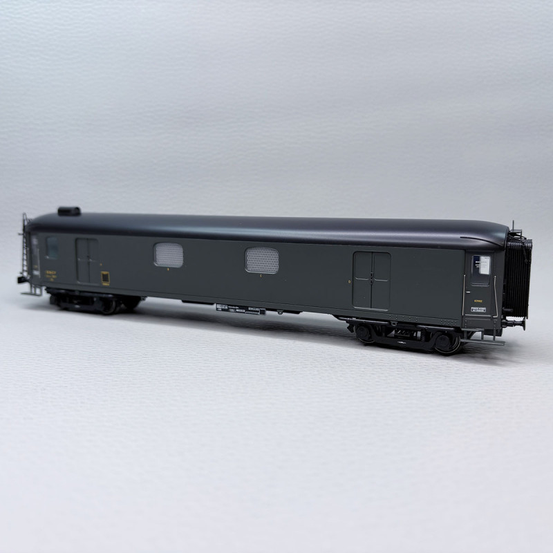 Lsmodels 31205 - Fourgon rapide Nord Dd4myi, feux de fin de convoi + éclairage, SNCF