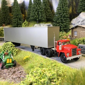 Semi-remorque tôlé, Dodge LCF, CT 900, rouge, 1960 - BREKINA 86305- HO 1/87