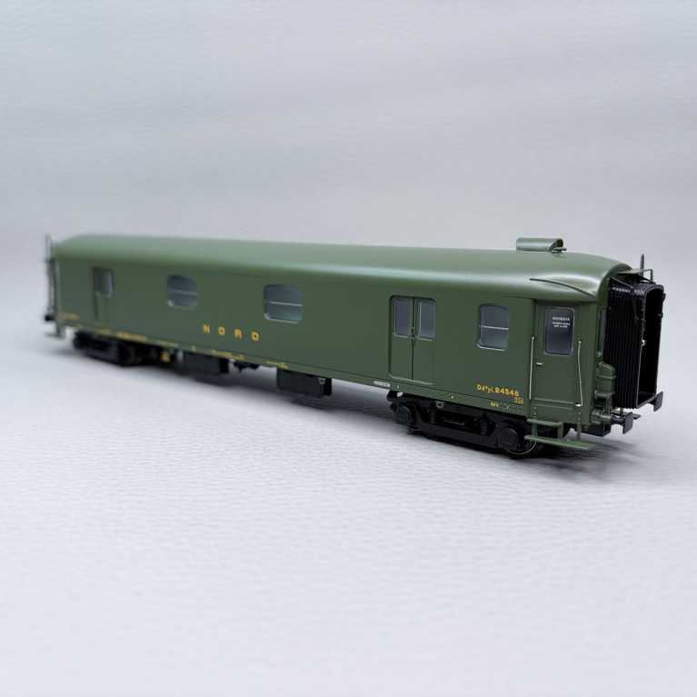 Lsmodels 31204 - Fourgon rapide Nord Dd4yi, éclairage intérieur, Cie du NORD
