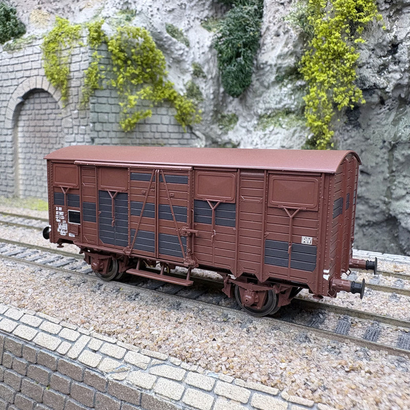 JOUEF WAGON COUVERT REFRIGERANT A ESSIEUX STEF AVEC DETAILS SNCF SA
