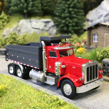 Camion-benne, Peterbilt 359, rouge, gris, 1973 - BREKINA 86290 - HO 1/87