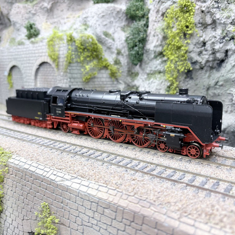 Locomotive à vapeur BR 01184, DRG, Ep. II, digital son - MARKLIN 39003 - HO 1/87