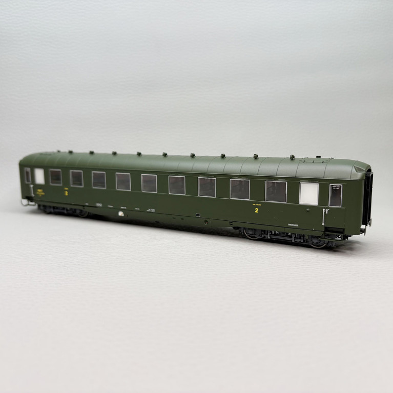 Voiture voyageurs type B10 myfi, 2CL, "ex type 39 allemande", SNCF - BRAWA 51124