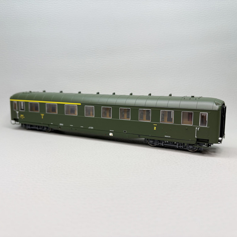 Voiture voyageurs type A3B5 myfi, mixte 1/ 2CL, "ex type 39 allemande", SNCF - BRAWA 51123