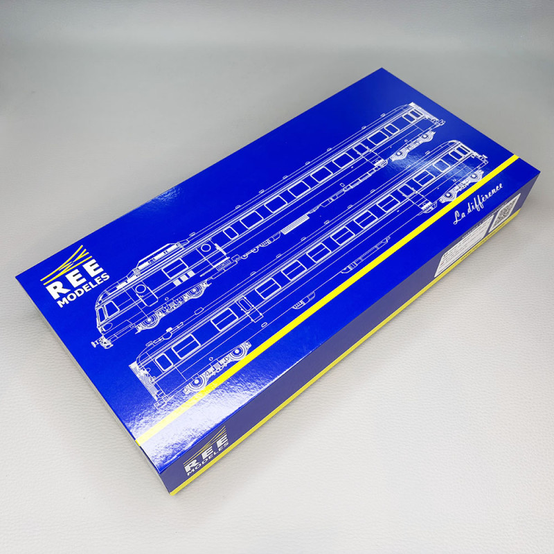 REE MB-261 -Automotrice RGP1, X 2726 + XR 7764, orange / alu, Metz, SNCF