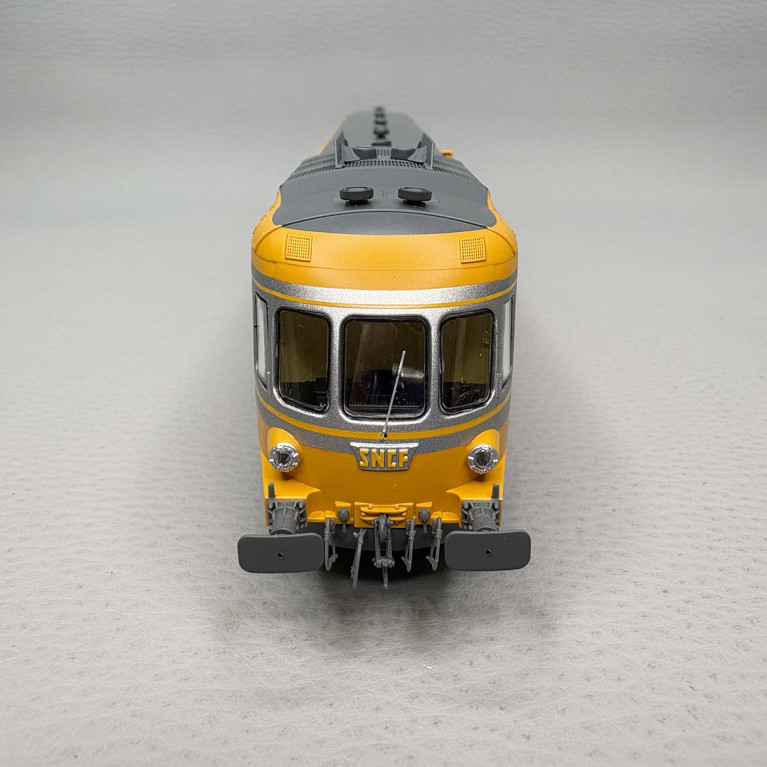 REE MB-261S -Automotrice RGP1, X 2726 + XR 7764, orange / alu, Metz, SNCF