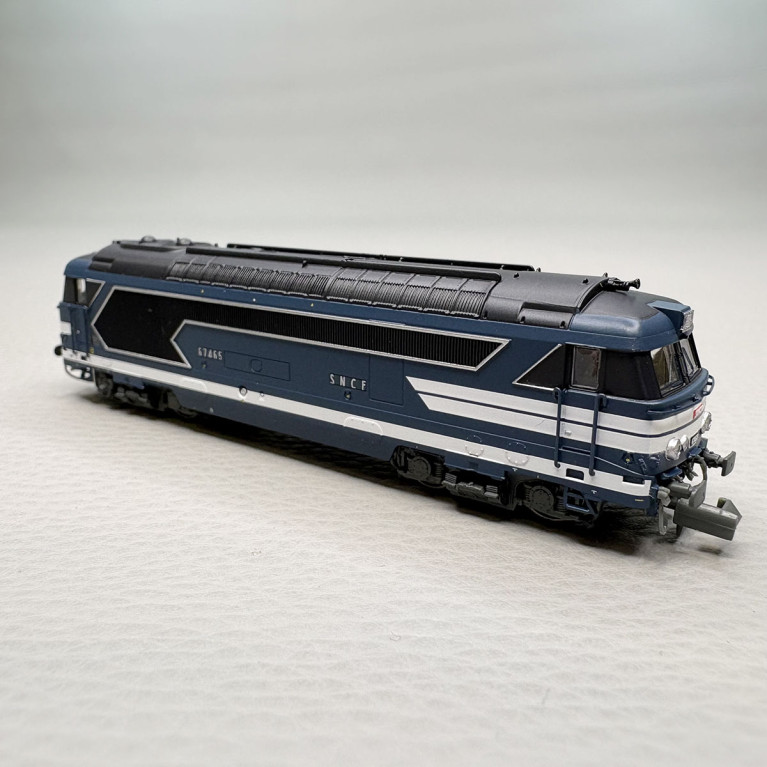 Locomotive diesel, BB 67465, à plaques, Caen, SNCF - REE NW-334