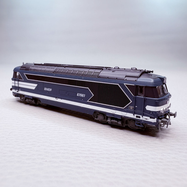 Locomotive diesel, BB 67561, Logo Nouille, Marseille - REE NW-335