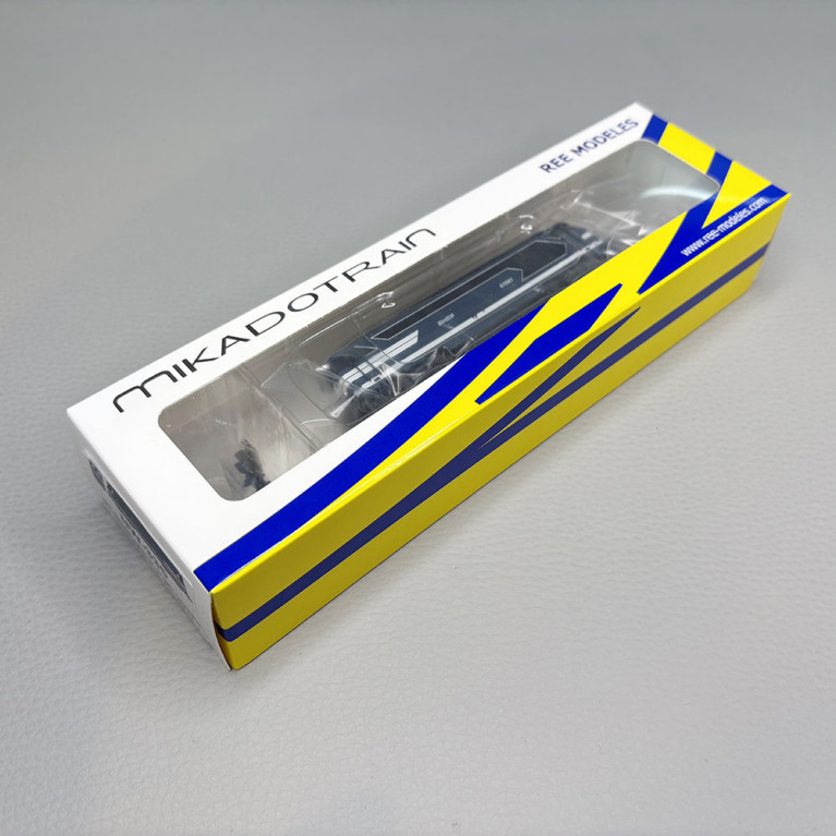 Locomotive diesel, BB 67561, Logo Nouille, Marseille - REE NW-335