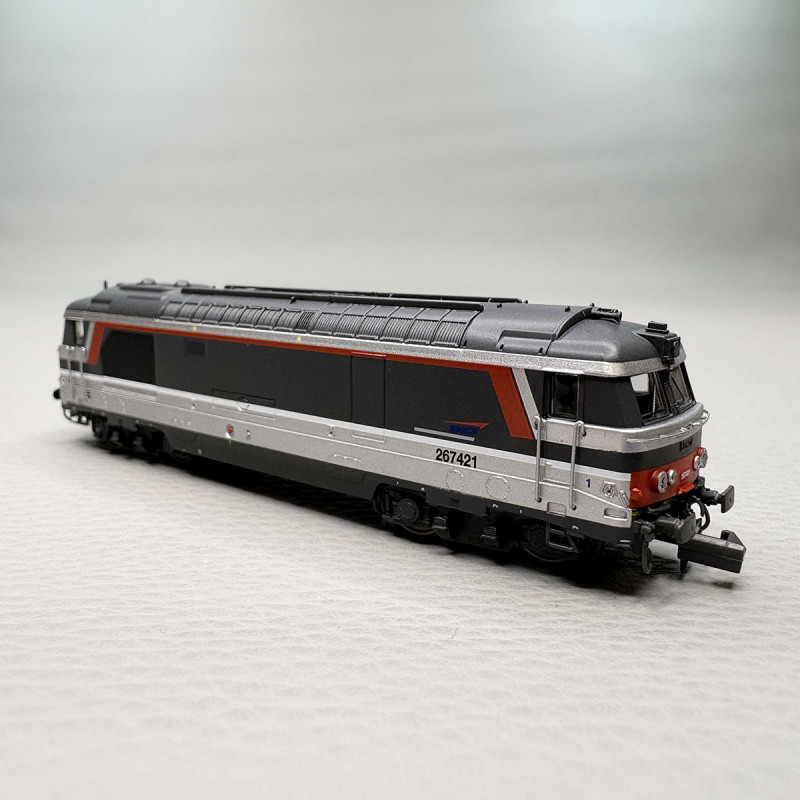 Locomotive diesel, BB 67421, Livrée "Multiservice", Nevers, SNCF - REE NW-338