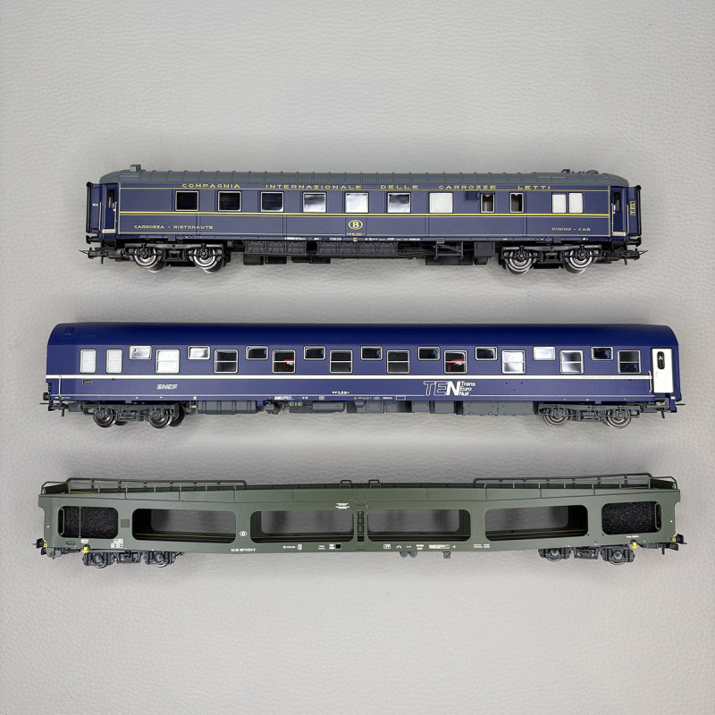 Train Auto-Couchettes, 2 voitures WR ex-CIWL, WL T2 et porte autos DD, SNCF/SNCB - JOUEF HJ4207