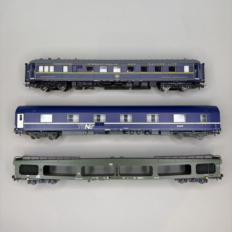 Train Auto-Couchettes, 2 voitures WR ex-CIWL, WL T2 et porte autos DD, SNCF/SNCB - JOUEF HJ4207
