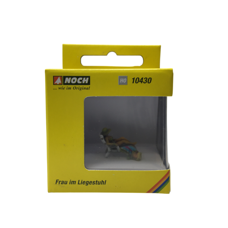 Femme en chaise longue - NOCH 10430 - HO 1/87
