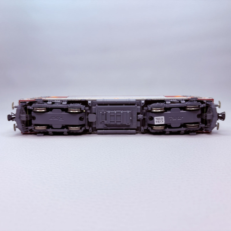 Locomotive électrique BB 15056,  "Grand confort", Armoiries de Vannes, SNCF - Roco 7500136