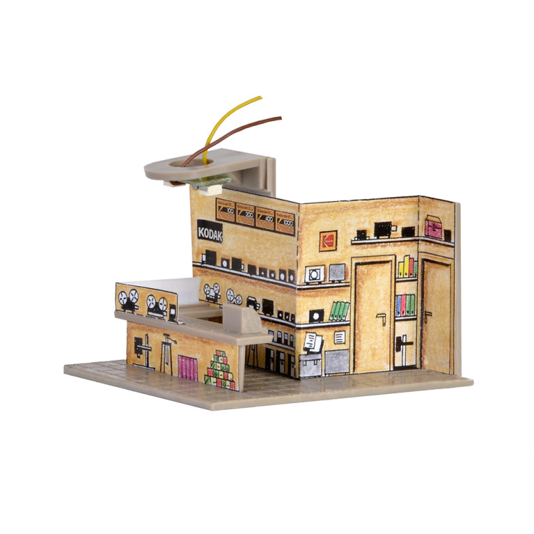 Commerce, avec éclairage intérieur, LED, kit fonctionnel - VOLLMER 43841 - HO 1/87