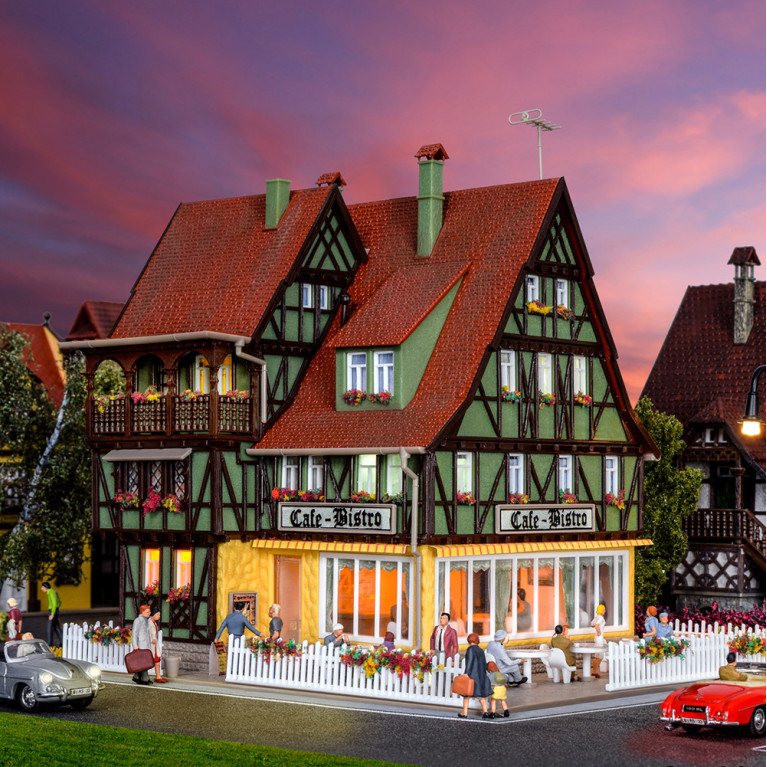 Café-Bistro, avec éclairage intérieur, LED, kit fonctionnel - VOLLMER 43695 - HO 1/87