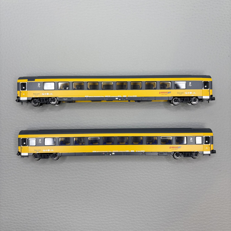 2 voitures Bpm, 2CL, (UIC Z1), Regiojet, SBB CFF FFS - Hobbytrain H25504