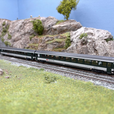 2 voitures Bpm, 2CL, (UIC Z1), SBB CFF FFS, Ep. V et VI - HOBBYTRAIN H25502 - N 1/160