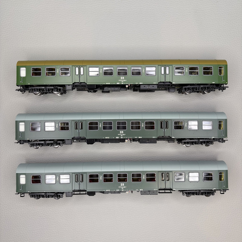 3 voitures voyageurs type Bmh, 2CL, DR - TRIX 23180