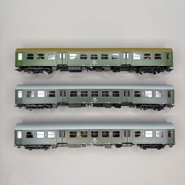 3 voitures voyageurs type Bmh, 2CL, DR - TRIX 23180