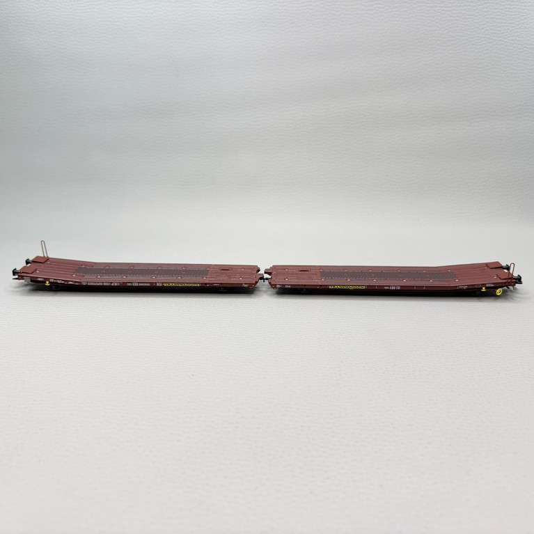 2 wagons plats jumelés, type Laads 800B, transport de véhicules, Transwaggon - MARKLIN 47431