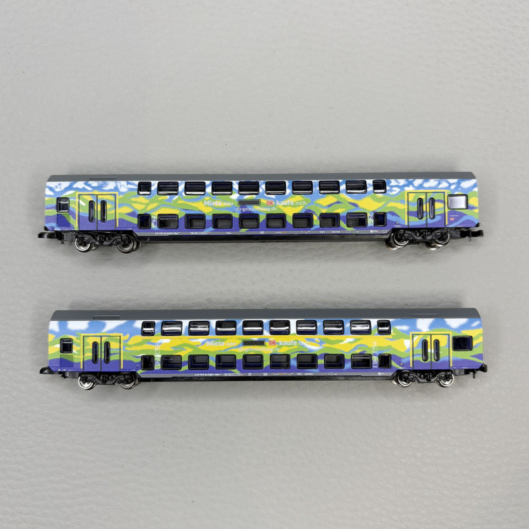 2 voitures voyageurs 2 niveaux type DBpza 753.5 et DABpza 758.5, livrée "touristique", DB - MARKLIN 87306