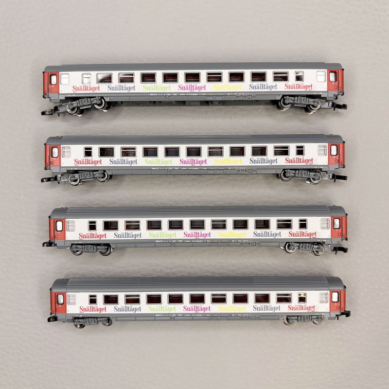 4 voitures voyageurs type Bmpz, 2CL, "Berlin-Malmö-Express", ELL/LTE - MARKLIN 87283