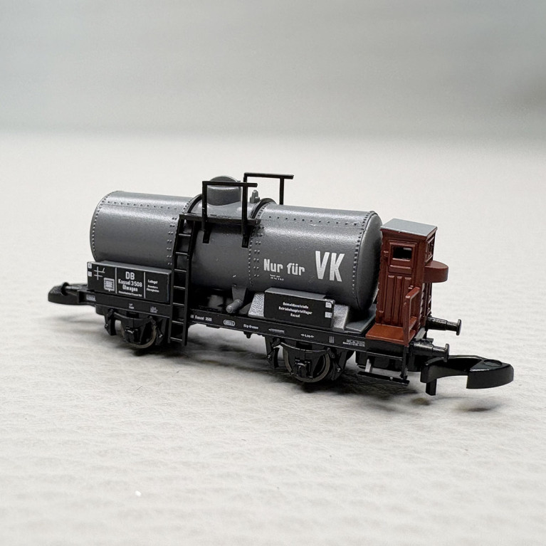 Wagon citerne avec guérite, "VK", DB - MARKLIN 82303
