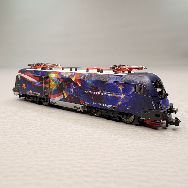 Locomotive électrique 1116 212-2, "Football Vereint Europe", ÖBB - FLEISCHMANN 7560070