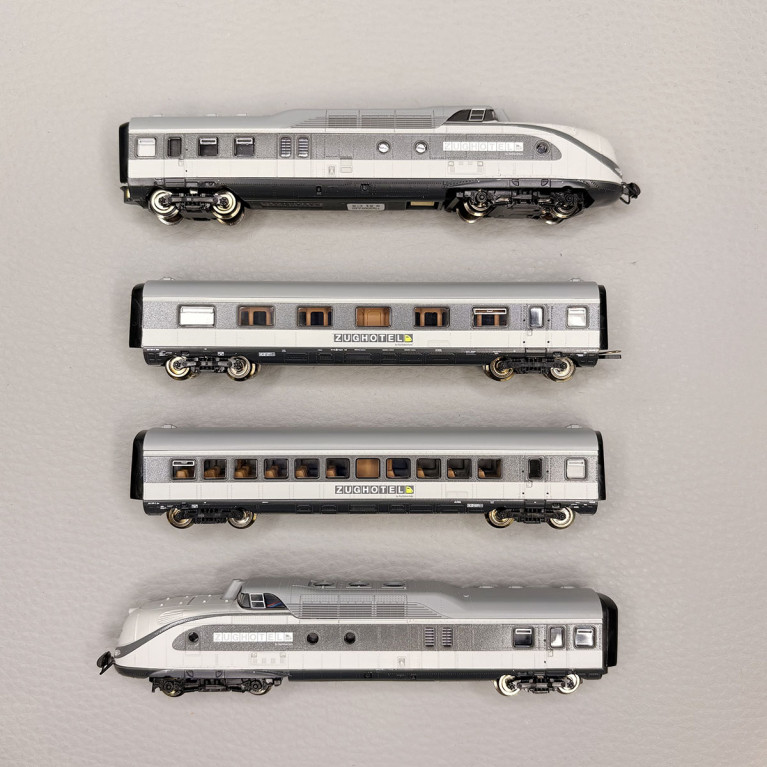 Automotrice diesel série 601 (ex VT 11.5) 4 éléments, "Zughotel", RailAdventure - FLEISCHMANN 7760009