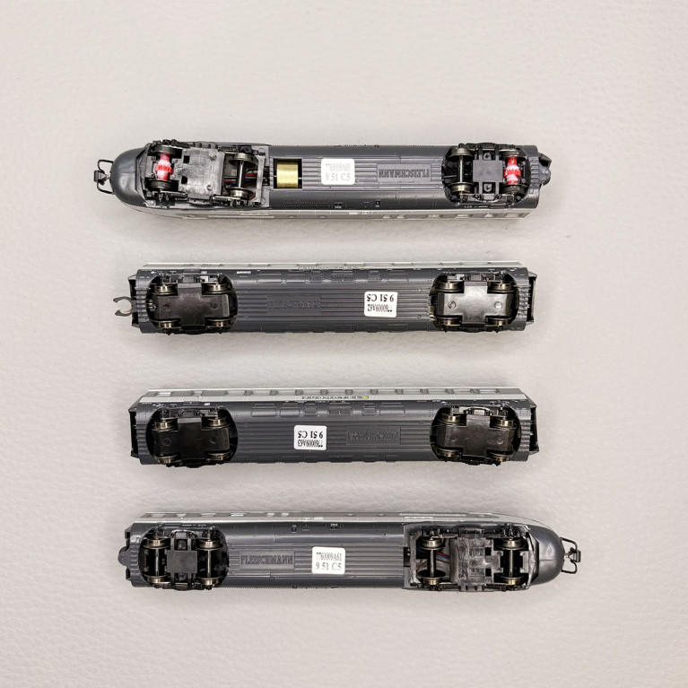 Automotrice diesel série 601 (ex VT 11.5) 4 éléments, "Zughotel", RailAdventure - FLEISCHMANN 7770009