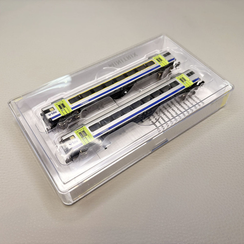 2 voitures voyageurs du "Goldenpassline", train Express, BLS - MINITRIX 18294