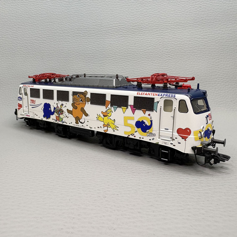 Locomotive électrique 110 469-4, "Elephant Express", TRI - Marklin 39111