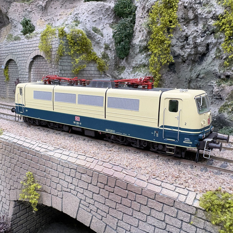 Locomotive électrique 181 001-9, DB, Ep. Vb, digital son AC - LSMODELS 16529S - HO 1/87