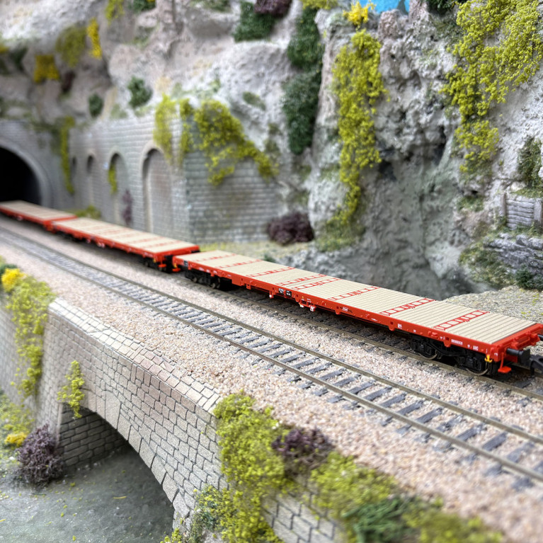 3 wagons plats à ranchers, type R, ÖBB, Ep. VI - ROCO 6600219 - HO 1/87