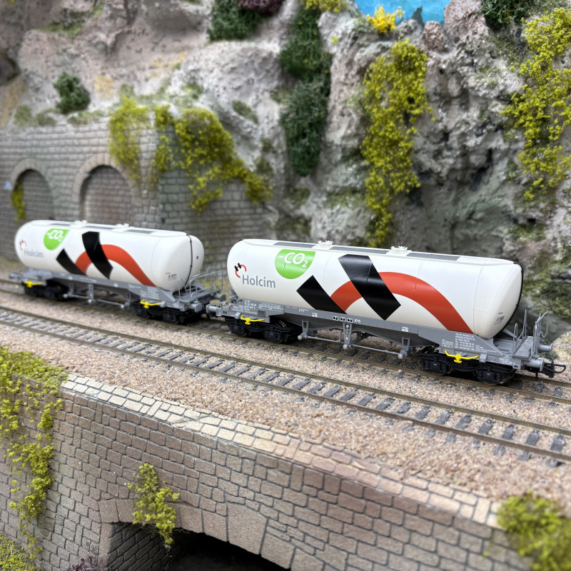 2 wagons silo, type Uacns, Holcim, Ep. VI - ROCO 6600192 - HO 1/87