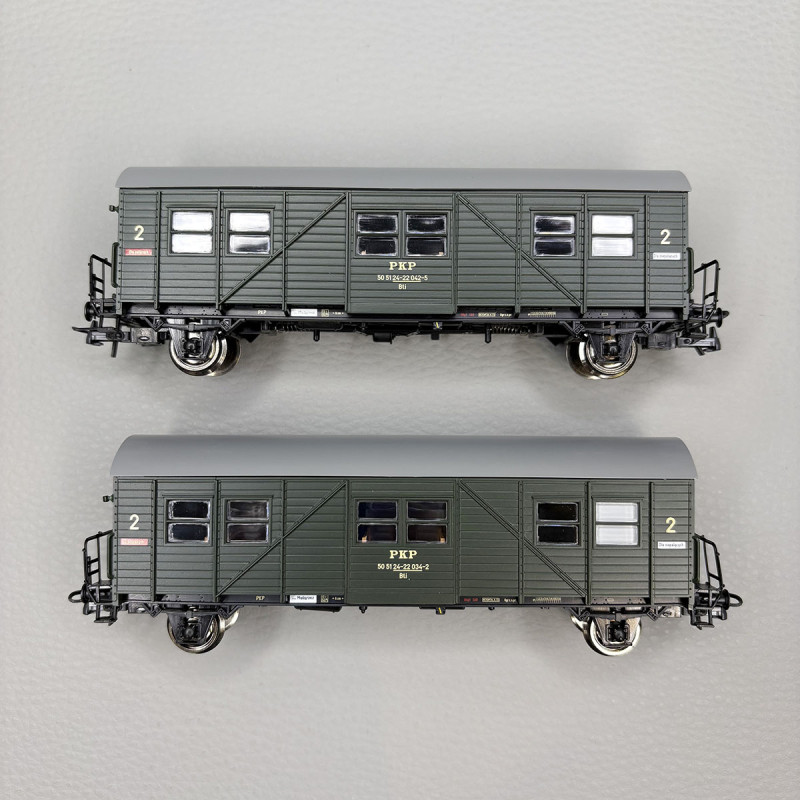 2 voitures voyageurs auxiliaires de type Bti, 2CL, PKP - ROCO 6200195